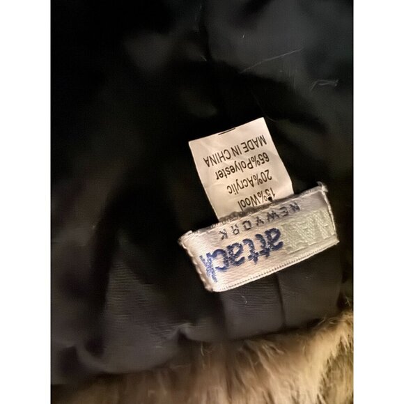 Hat Attack New York Faux Fur Lined Wool Blend Trapper Hat Unisex One-Size - Picture 4 of 10